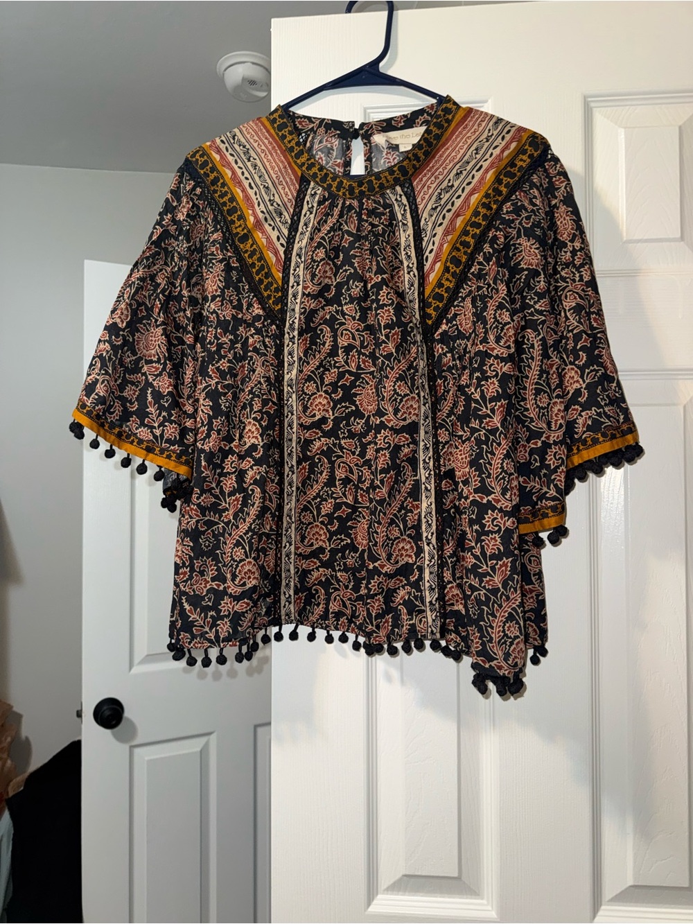 Love the Label Lily Riana Print Top - Picture 3 of 5